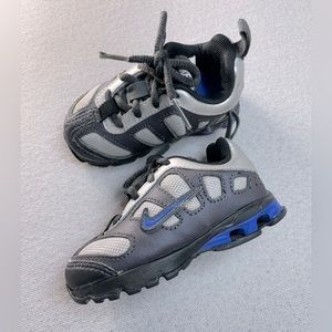 Baby Nike Sneaker/ Running Shoe | Size 4